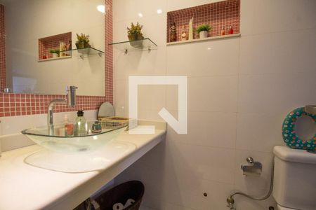 Apartamento à venda com 189m², 3 quartos e 3 vagasBanheiro da Suíte 3