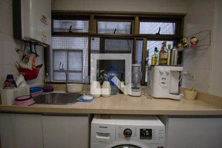 Apartamento à venda com 189m², 3 quartos e 3 vagasCozinha e Área de Serviço