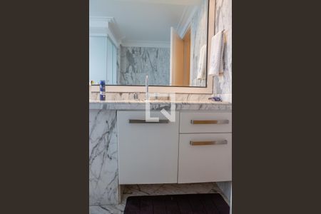 Apartamento à venda com 438m², 4 quartos e 5 vagas Apartamento à venda com 438m², 4 quartos e 5 vagasSuíte 1