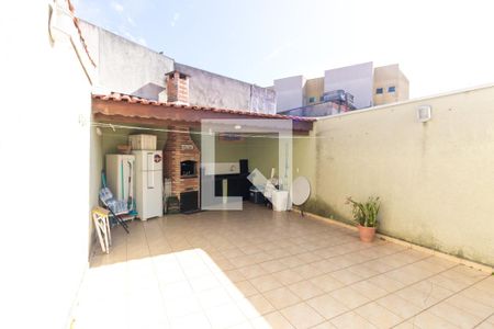 Casa à venda com 155m², 3 quartos e 4 vagasQuintal