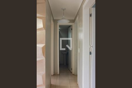 Corredor de apartamento para alugar com 2 quartos, 62m² em Mato Grande, Canoas