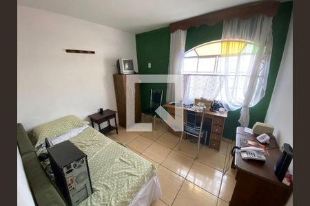 Casa à venda com 3 quartos, 100m² em Alípio de Melo, Belo Horizonte