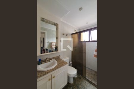 Apartamento à venda com 175m², 4 quartos e 3 vagasBanheiro da suíte 3