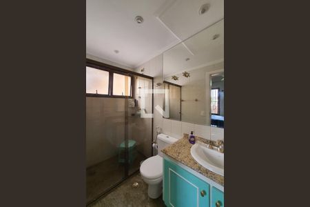 Apartamento à venda com 175m², 4 quartos e 3 vagasBanheiro da suíte 1