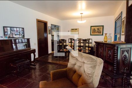 Sala de casa à venda com 4 quartos, 573m² em Recreio dos Bandeirantes, Rio de Janeiro