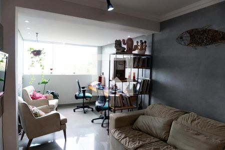 Sala de apartamento à venda com 2 quartos, 135m² em Palmares, Belo Horizonte
