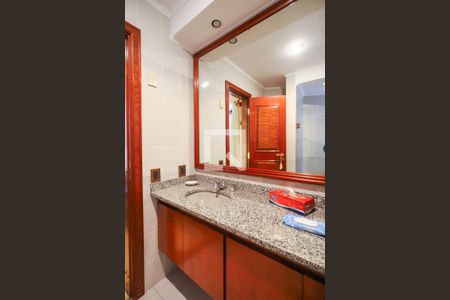 Apartamento à venda com 498m², 4 quartos e 4 vagas Apartamento à venda com 498m², 4 quartos e 4 vagasSuíte 1 Banheiro