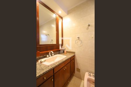 Apartamento à venda com 498m², 4 quartos e 4 vagas Apartamento à venda com 498m², 4 quartos e 4 vagasSuíte 3 Banheiro