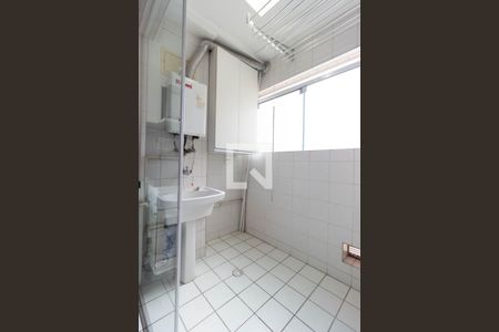 Apartamento à venda com 76m², 3 quartos e 1 vagaÁrea de serviço