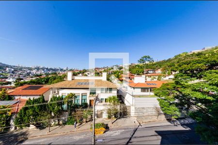 Casa para alugar com 350m², 5 quartos e 4 vagasVista