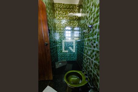 Casa para alugar com 350m², 5 quartos e 4 vagasBanheiro da suíte 4