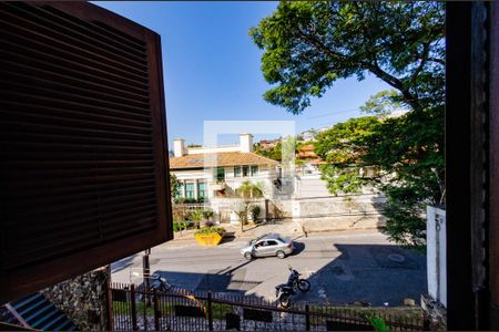Casa para alugar com 350m², 5 quartos e 4 vagasVista