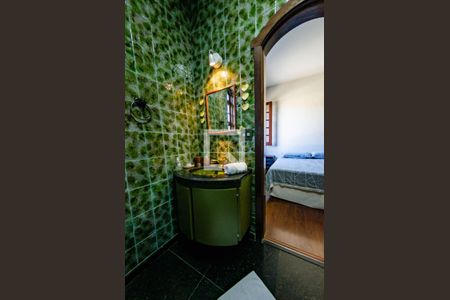 Casa para alugar com 350m², 5 quartos e 4 vagasBanheiro da suíte 4