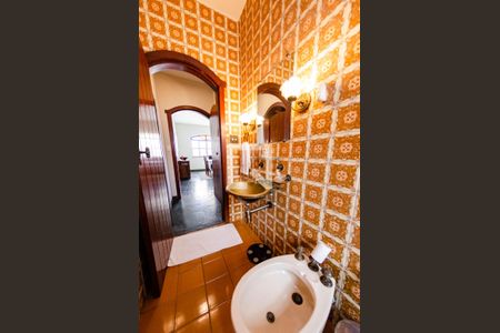 Casa para alugar com 350m², 5 quartos e 4 vagasBanheiro da suíte 1