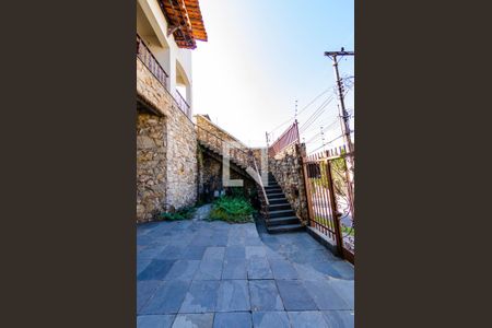 Casa para alugar com 350m², 5 quartos e 4 vagasEntrada