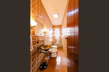 Casa para alugar com 350m², 5 quartos e 4 vagasBanheiro da suíte 1