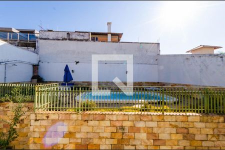 Casa para alugar com 350m², 5 quartos e 4 vagasVista