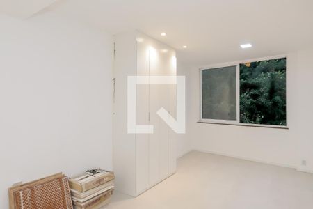 Sala / Cozinha de apartamento para alugar com 2 quartos, 55m² em Copacabana, Rio de Janeiro