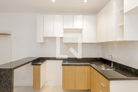 Sala / Cozinha de apartamento para alugar com 2 quartos, 55m² em Copacabana, Rio de Janeiro