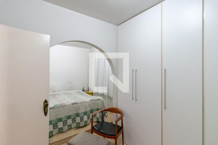 Apartamento à venda com 190m², 3 quartos e 1 vaga Apartamento à venda com 190m², 3 quartos e 1 vagaQuarto 1