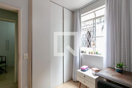 Apartamento à venda com 190m², 3 quartos e 1 vaga Apartamento à venda com 190m², 3 quartos e 1 vagaQuarto 2