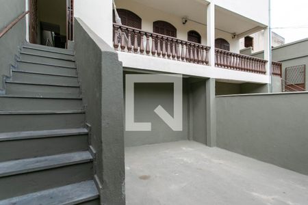 Casa para alugar com 110m², 4 quartos e 2 vagasGaragem e Fachada