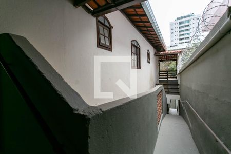 Casa para alugar com 110m², 4 quartos e 2 vagasEntrada