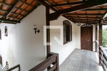 Varanda Sala de casa para alugar com 4 quartos, 110m² em Ouro Preto, Belo Horizonte