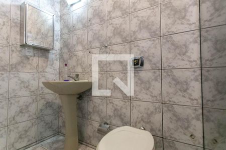 Casa para alugar com 110m², 4 quartos e 2 vagasBanheiro Social