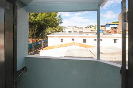 Casa para alugar com 80m², 2 quartos e sem vagavaranda
