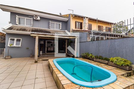 Casa à venda com 285m², 4 quartos e 2 vagasPiscina