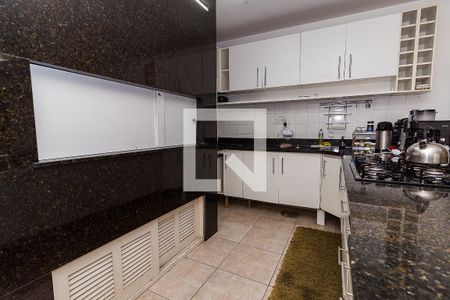 Casa à venda com 285m², 4 quartos e 2 vagasSalão de Festas