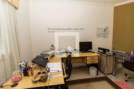 Casa à venda com 285m², 4 quartos e 2 vagasEscritório