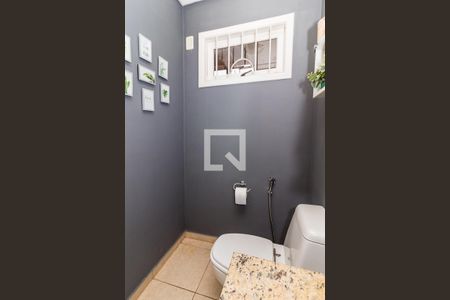 Casa à venda com 285m², 4 quartos e 2 vagasBanheiro 1