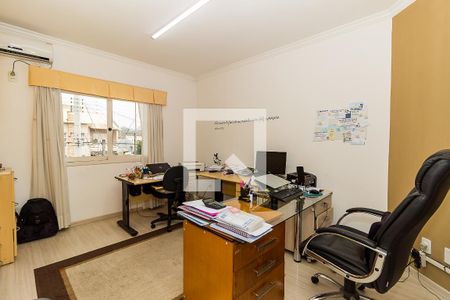 Casa à venda com 285m², 4 quartos e 2 vagasEscritório