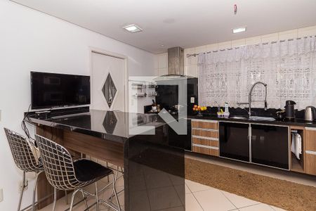 Casa à venda com 285m², 4 quartos e 2 vagascozinha