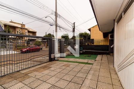 Casa à venda com 285m², 4 quartos e 2 vagasFachada