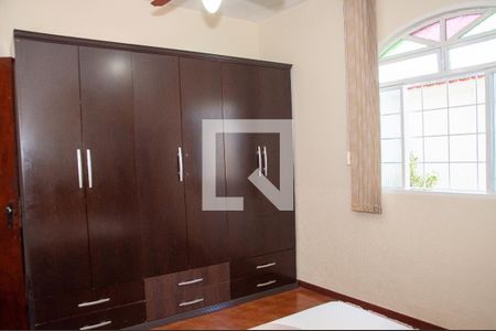 Casa à venda com 360m², 2 quartos e 3 vagasQuarto