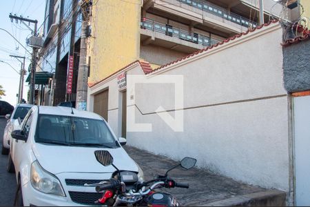 Casa à venda com 360m², 2 quartos e 3 vagasFachada