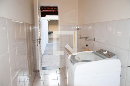 Casa à venda com 360m², 2 quartos e 3 vagasÁrea de Serviço