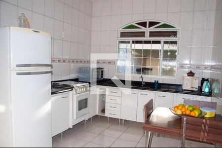 Casa à venda com 360m², 2 quartos e 3 vagasCozinha