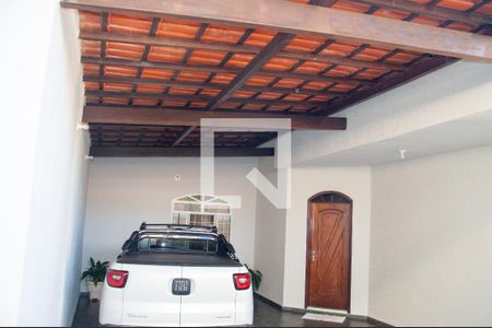 Casa à venda com 360m², 2 quartos e 3 vagasÁrea Externa