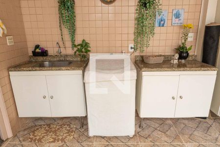 Apartamento à venda com 284m², 3 quartos e 1 vagaÁrea de Serviço