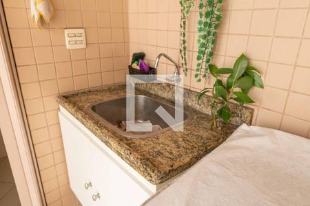 Apartamento à venda com 284m², 3 quartos e 1 vagaÁrea de Serviço