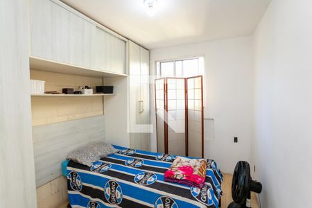 Quarto de apartamento à venda com 2 quartos, 55m² em Mário Quintana, Porto Alegre