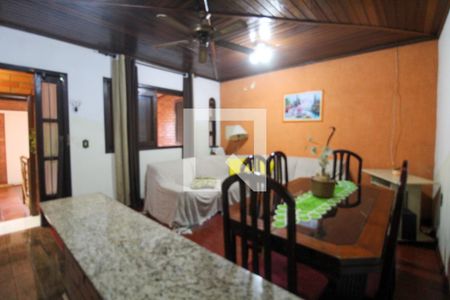 Sala de Estar de casa para alugar com 3 quartos, 136m² em Estância Velha, Canoas