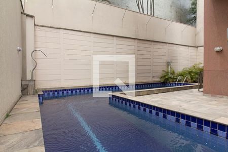 Apartamento à venda com 88m², 3 quartos e 2 vagas Apartamento à venda com 88m², 3 quartos e 2 vagasÁrea comum - Piscina