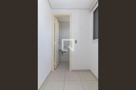 Apartamento à venda com 88m², 3 quartos e 2 vagas Apartamento à venda com 88m², 3 quartos e 2 vagasÁrea de Serviço