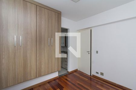 Apartamento à venda com 88m², 3 quartos e 2 vagas Apartamento à venda com 88m², 3 quartos e 2 vagasQuarto Suite 2