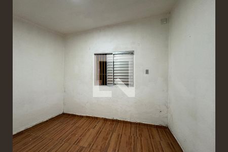 Quarto 1 de casa para alugar com 3 quartos, 100m² em Vila Serralheiro, São Paulo